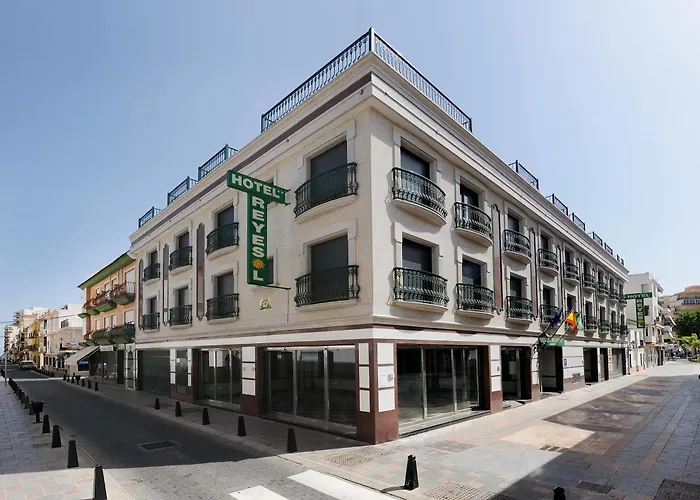 Hotel Reyesol Fuengirola photo